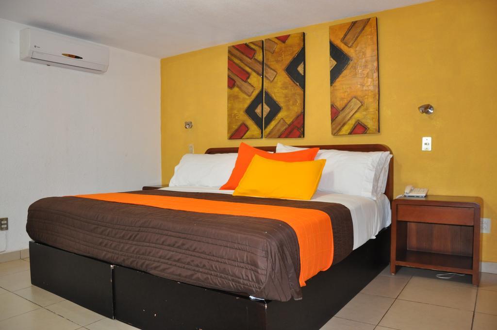 Hotel Santa Lucia Del Bosque San Luis Potosí Exteriör bild